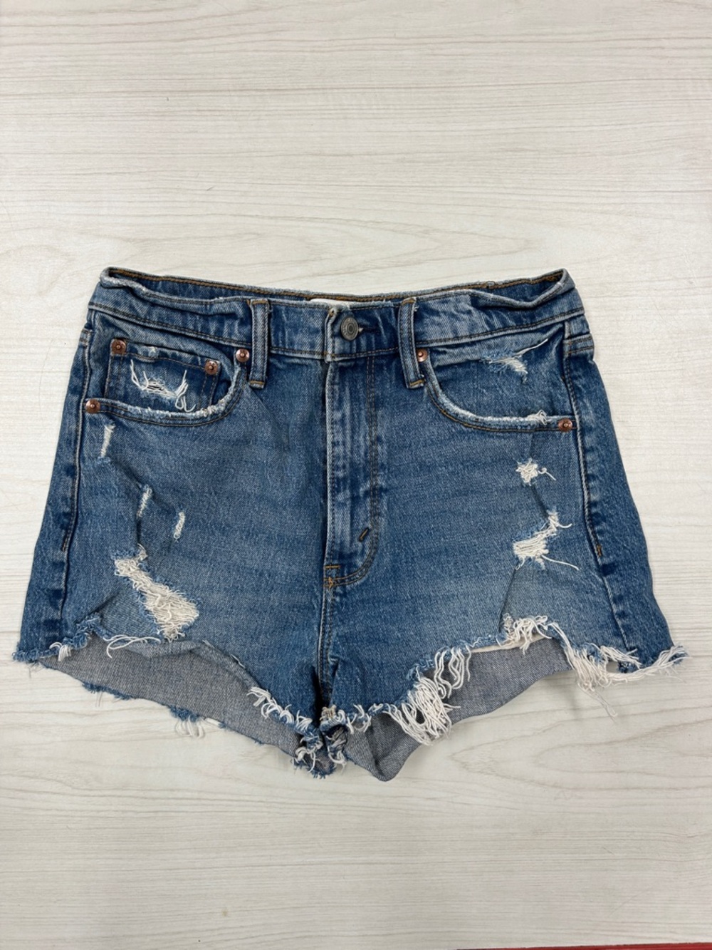 Abercrombie & Fitch Distressed Blue Denim Women’s High Rise Shorts Size 26